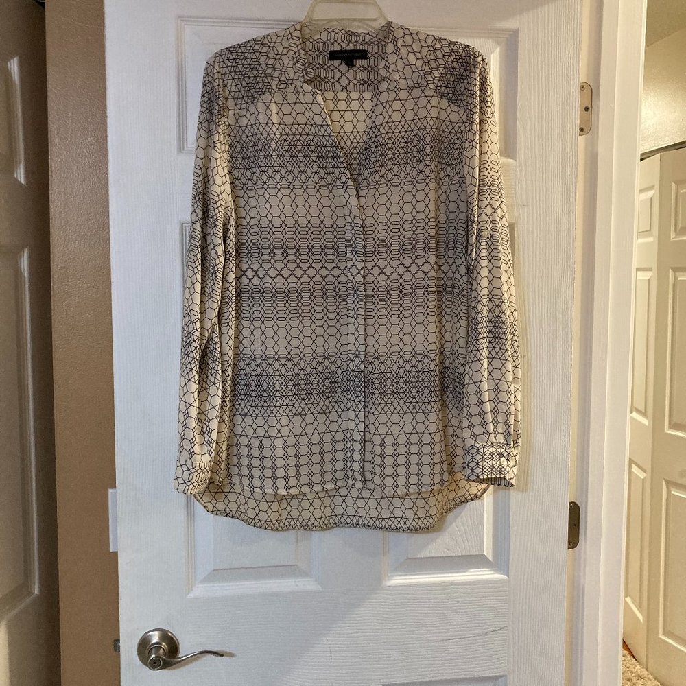 Black and Cream Banana Republic Geometric Pattern Tunic Size L